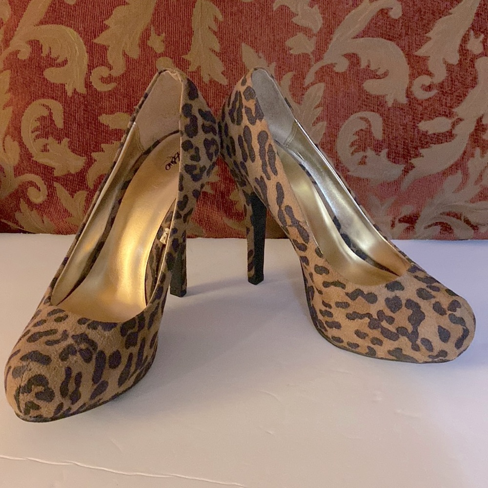 Massimo animal print women’s heels round toe sexy stiletto size 9 🌹